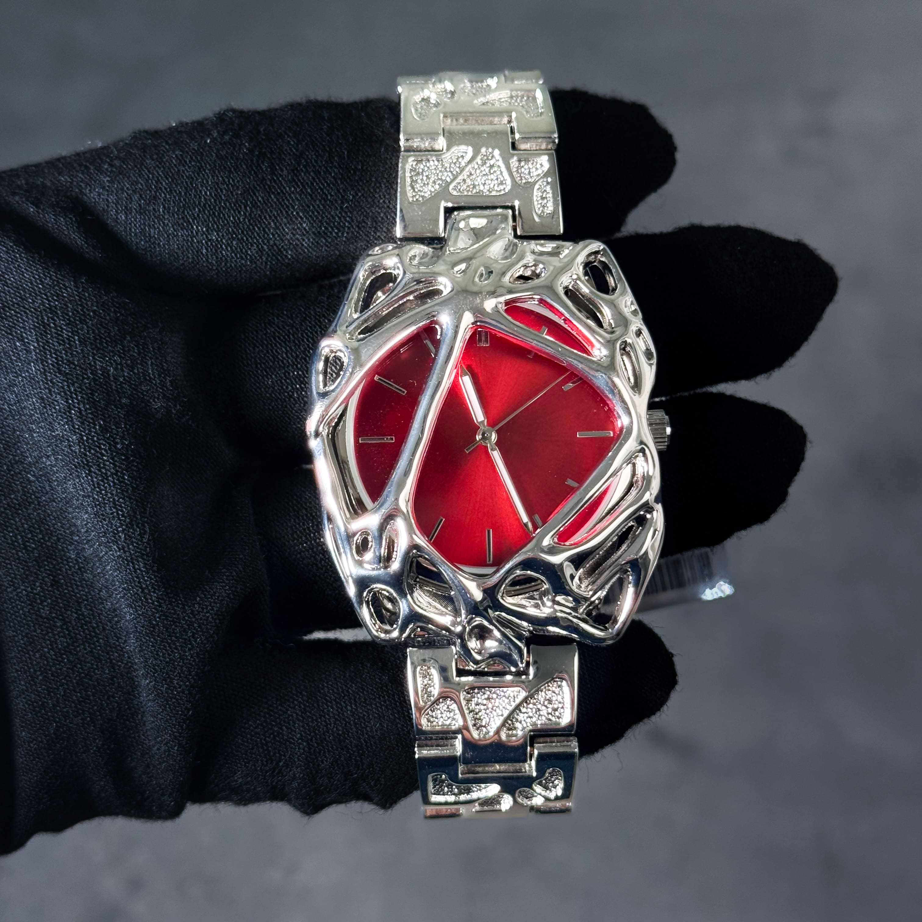 Men’s 40mm Spider Web Watch - Metal Band, Quartz Movement