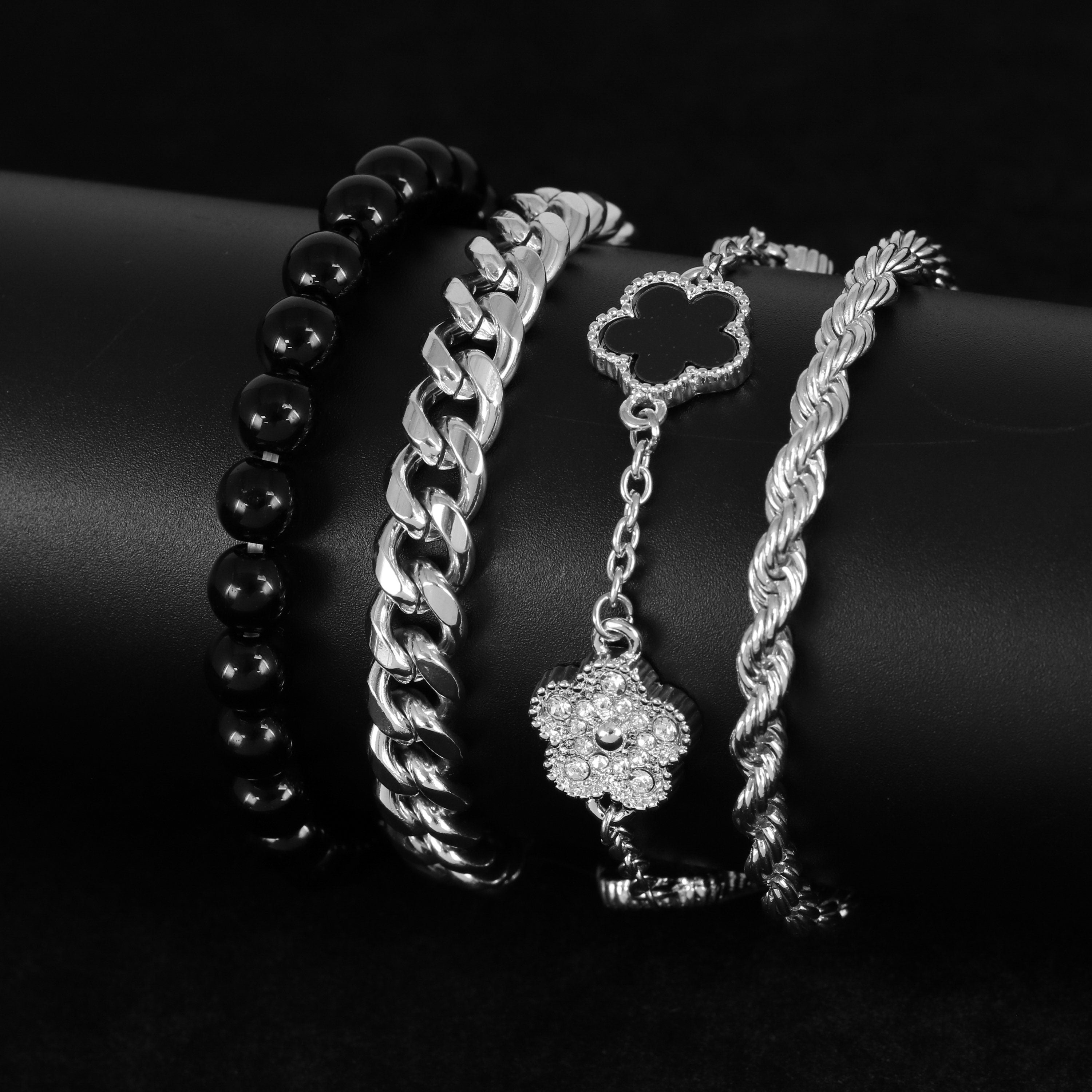 Men's 4-Piece Clover Bracelet Set - Elegant and Versatile Accessory