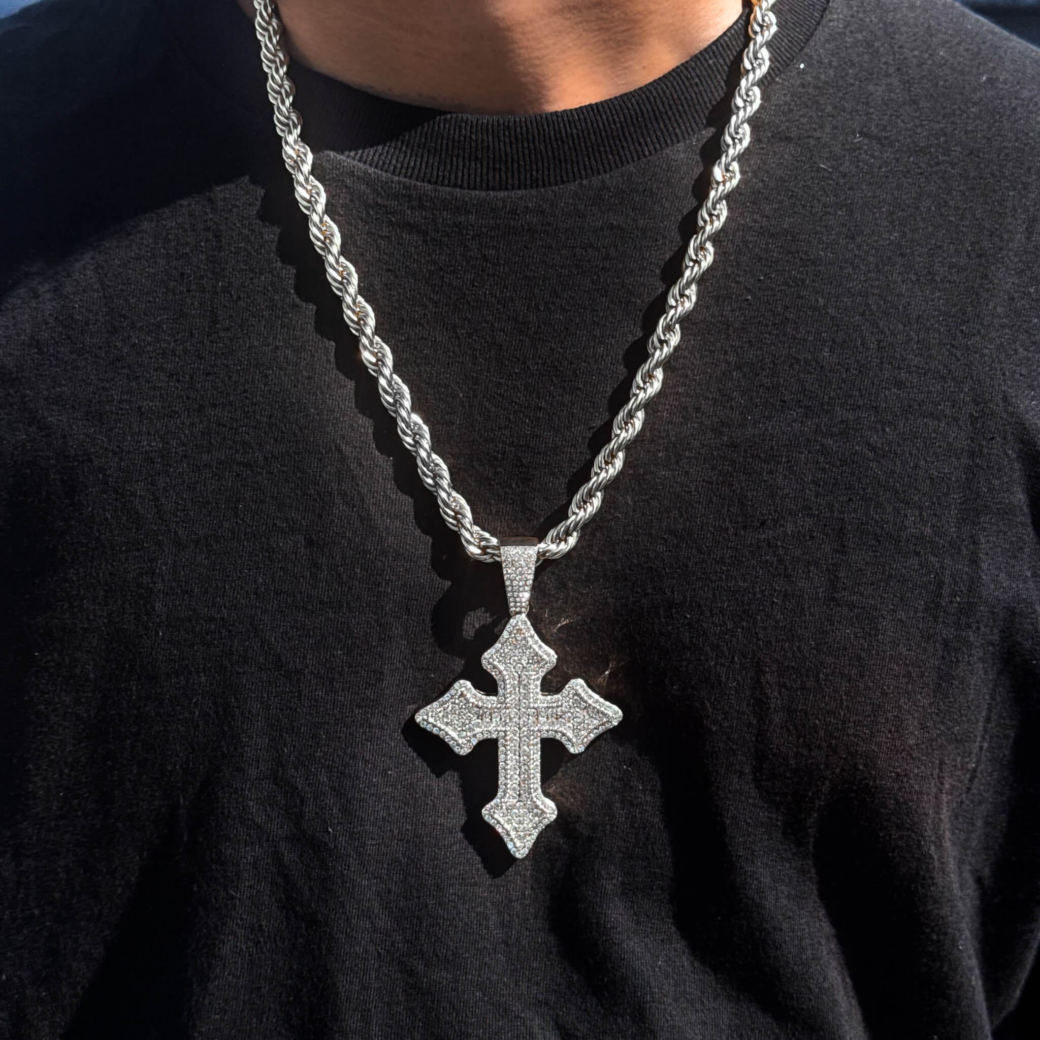 Men's Iced Out 55mm Cross Pendant with 5mm Rope Chain
