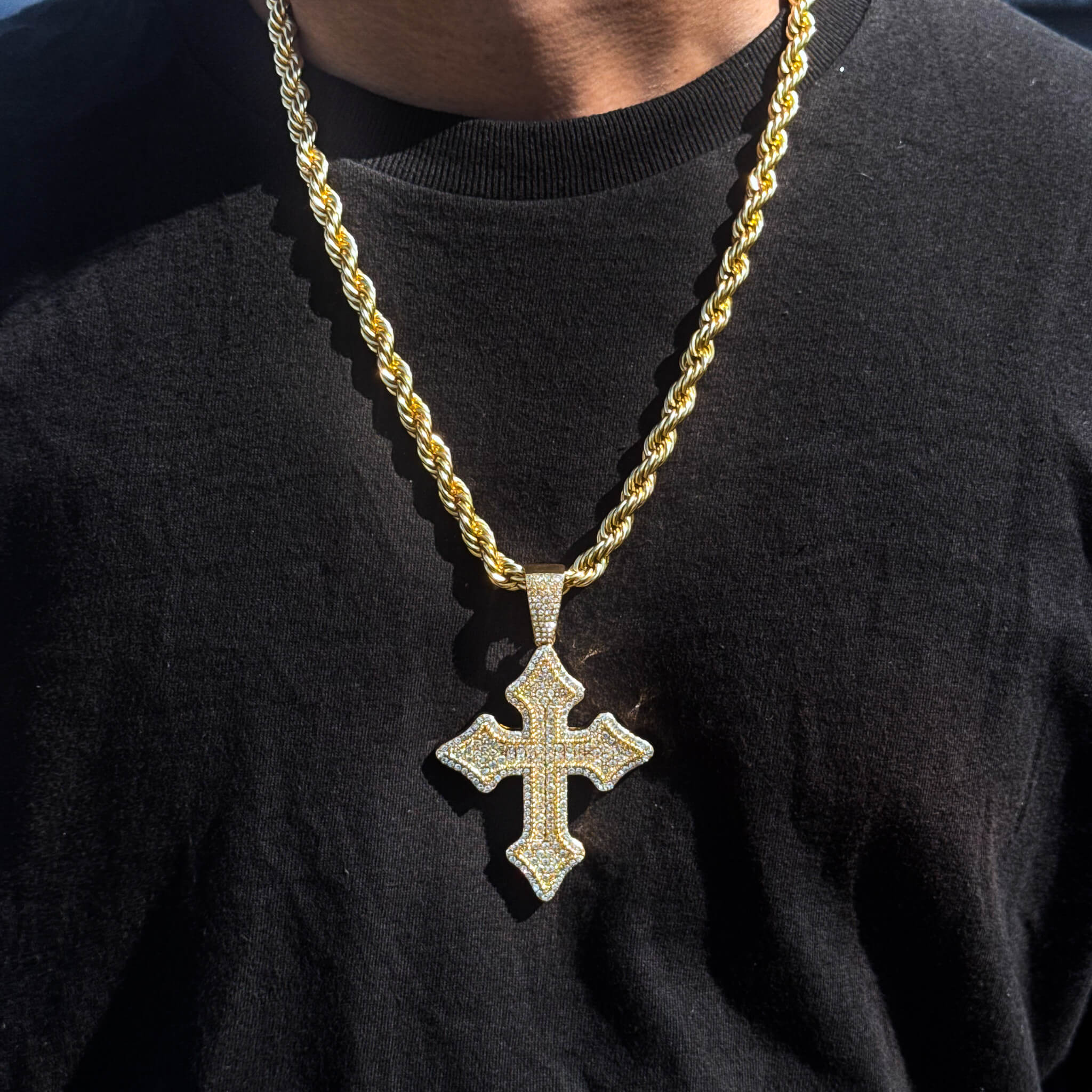 Men's Iced Out 55mm Cross Pendant with 5mm Rope Chain