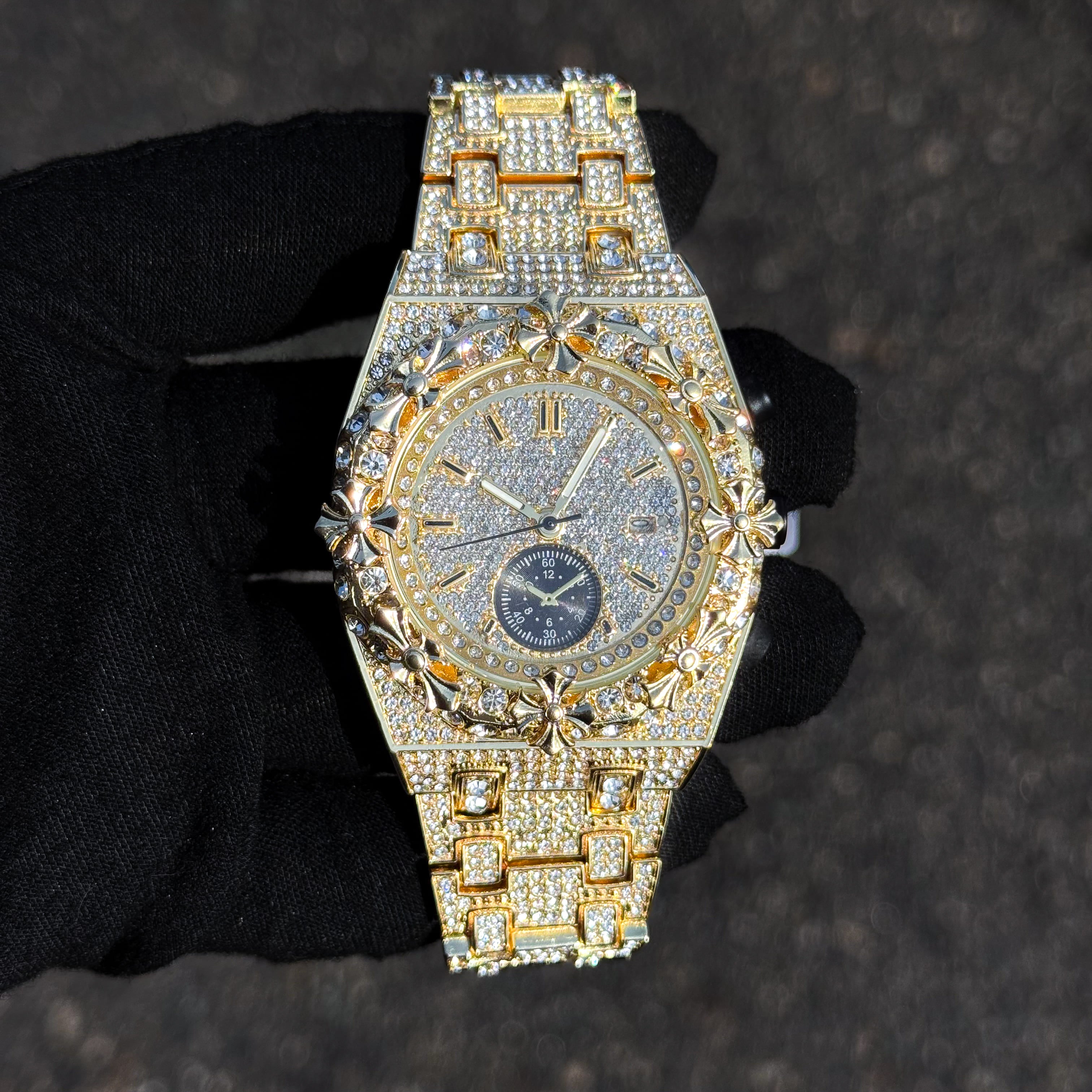 Men's 44mm Iced Out Cross Bezel Watch - Metal Band, Quartz Movement
