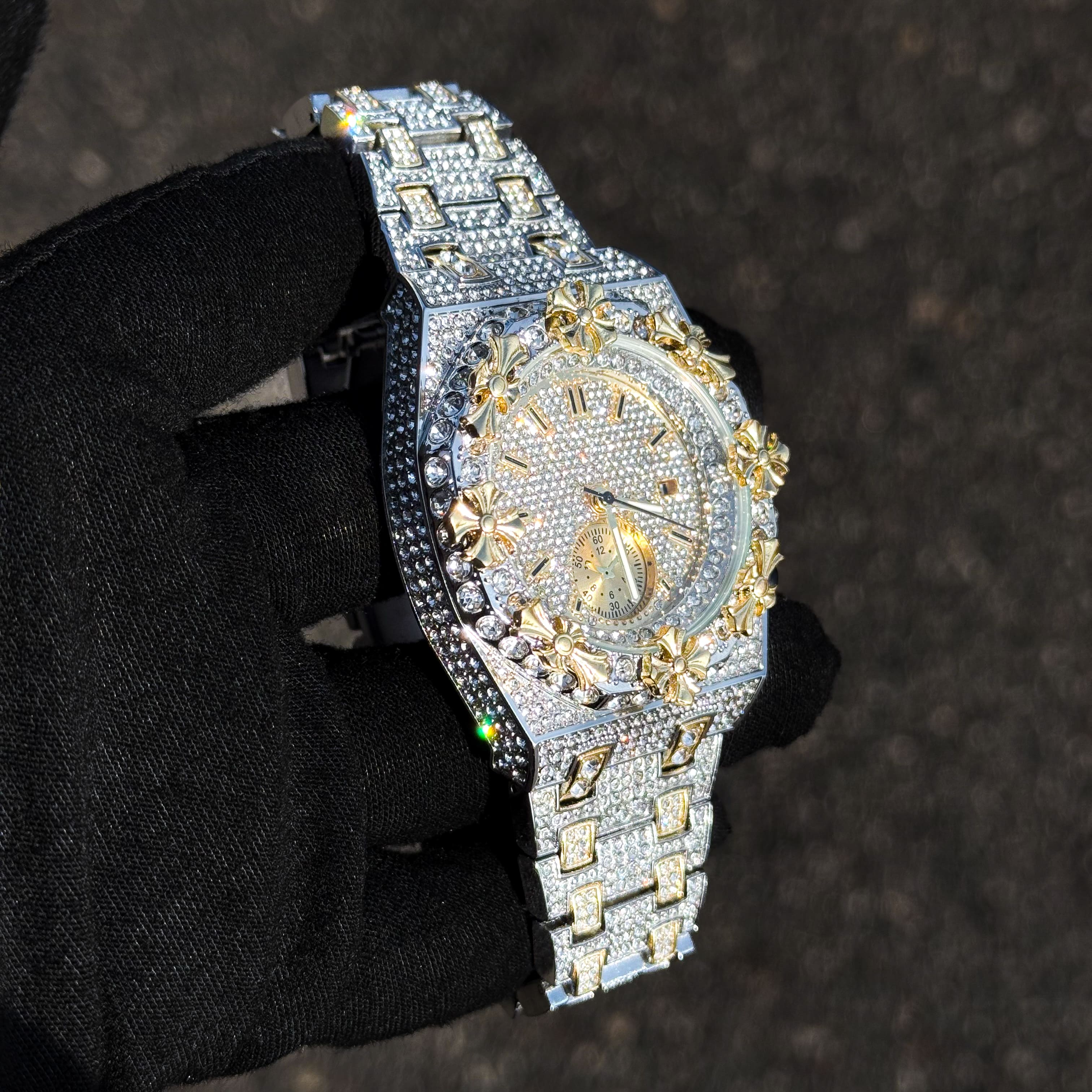 Men's 44mm Iced Out Cross Bezel Watch - Metal Band, Quartz Movement