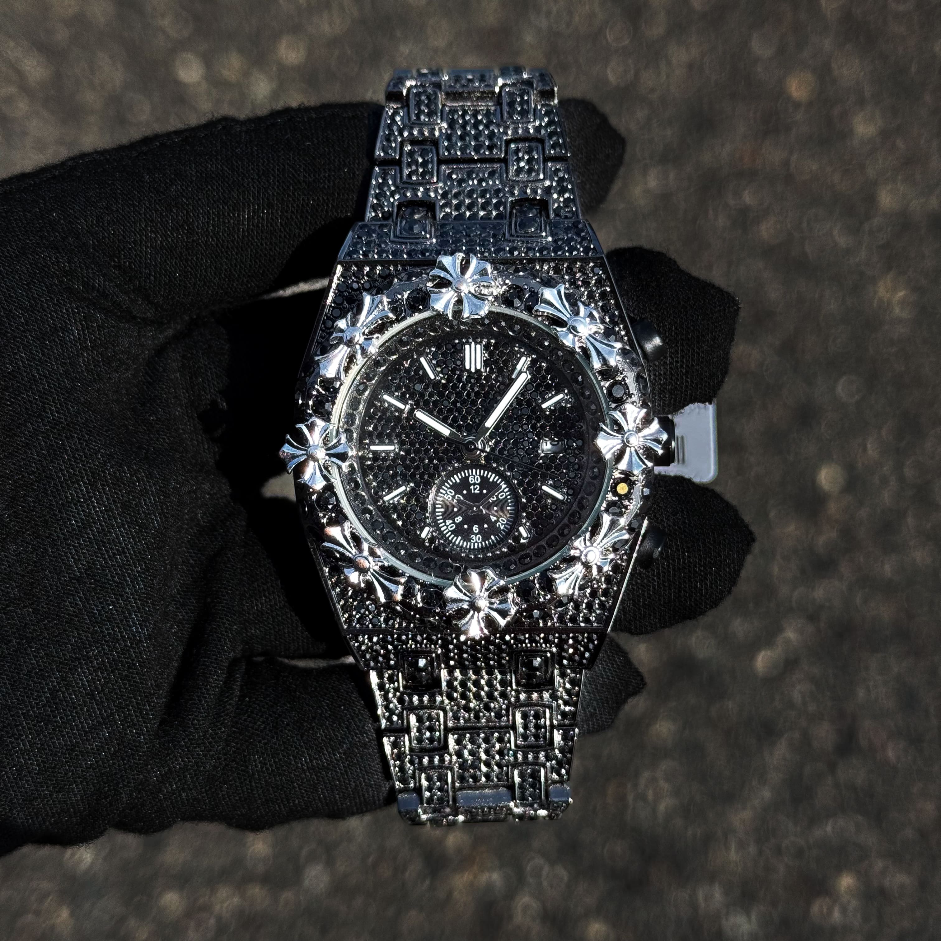Men's 44mm Iced Out Cross Bezel Watch - Metal Band, Quartz Movement