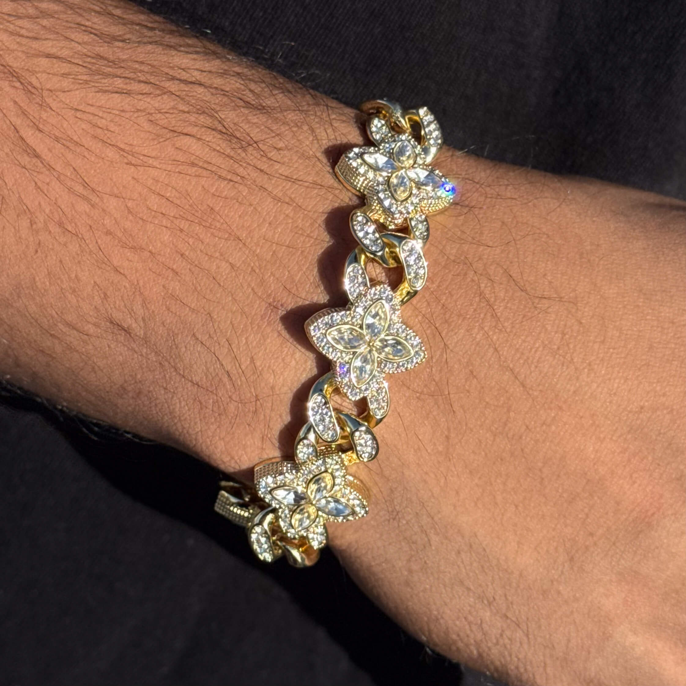 Men's 20mm Iced Out Clover Link Bracelet