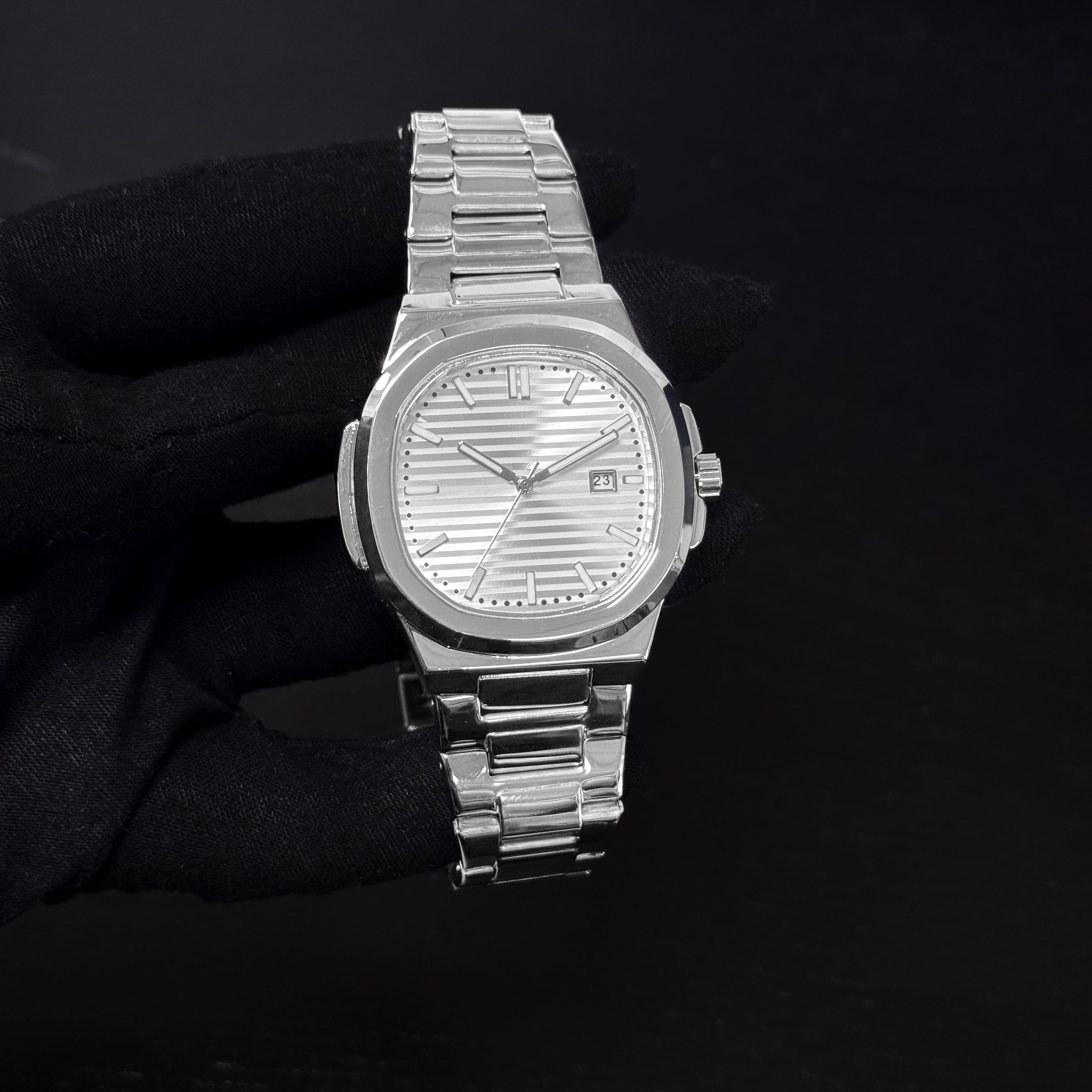 Men’s 42mm Classic Oblong Dial Watch - Quartz Movement