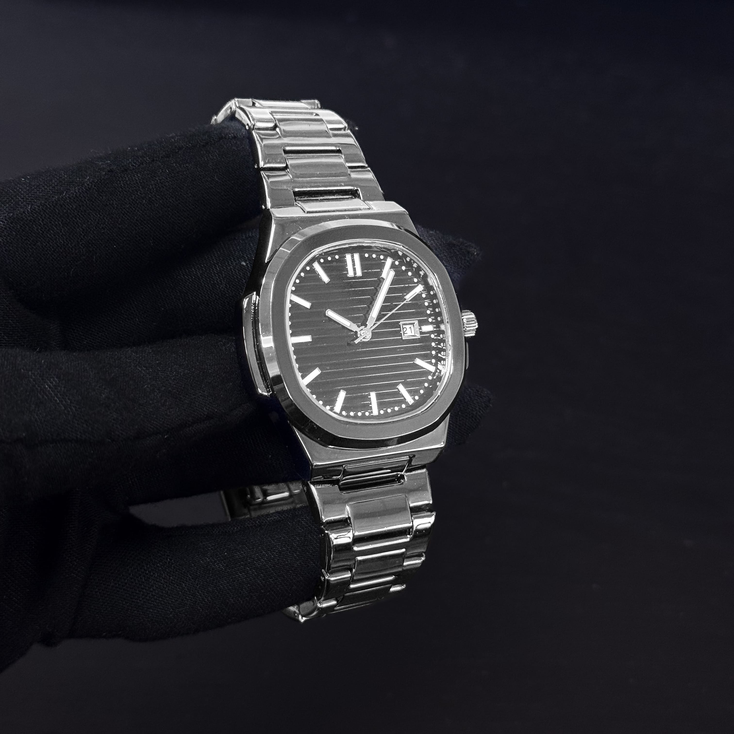 Men’s 42mm Classic Oblong Dial Watch - Quartz Movement