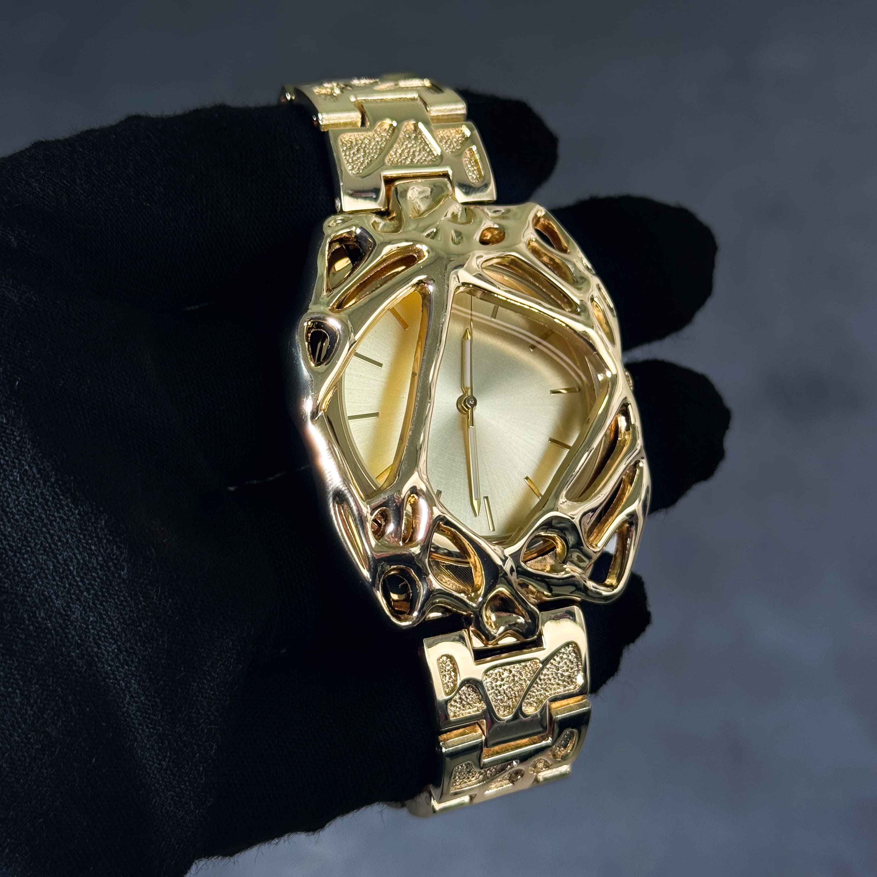 Men’s 40mm Spider Web Watch - Metal Band, Quartz Movement