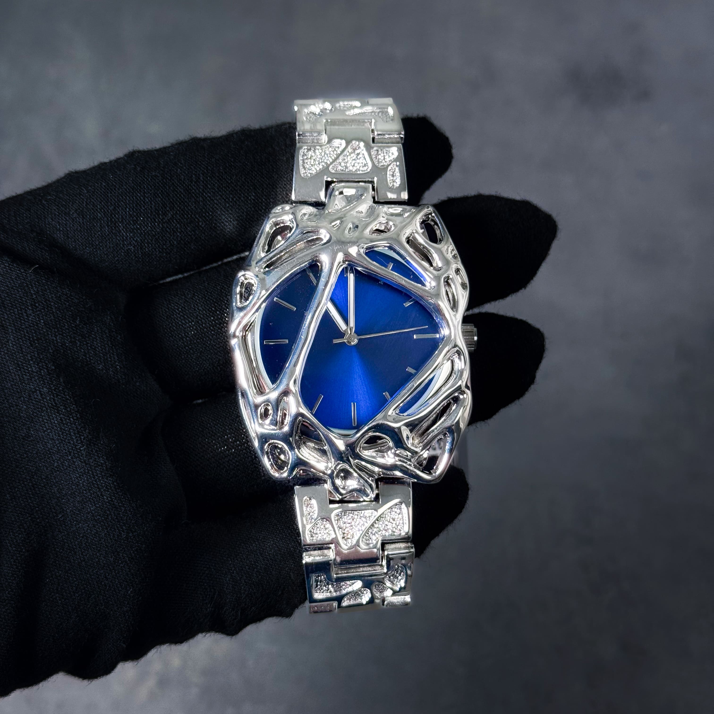 Men’s 40mm Spider Web Watch - Metal Band, Quartz Movement