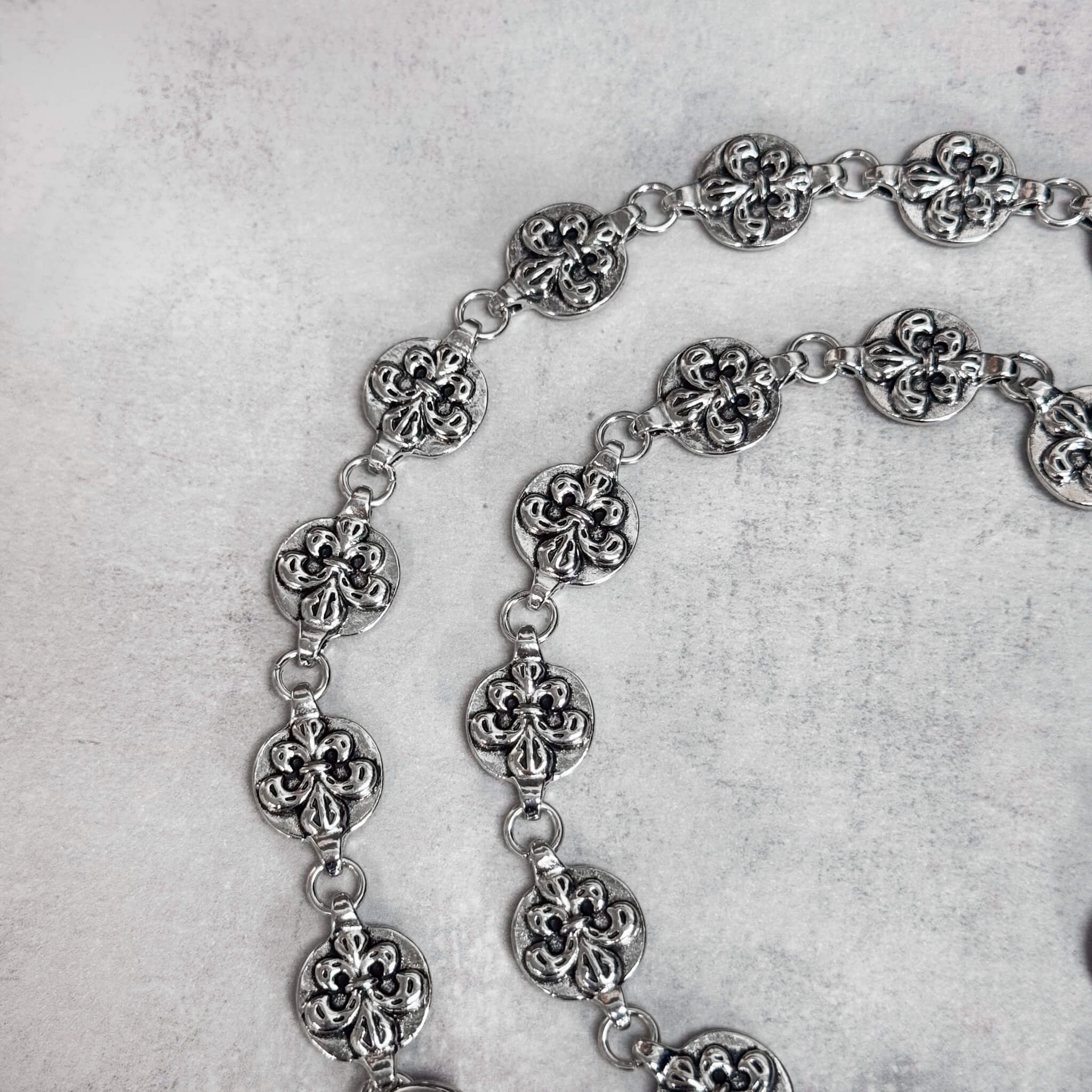 Men's 14mm Fleur de Lis Wallet Chain Stylish Silver Accessory for Jeans