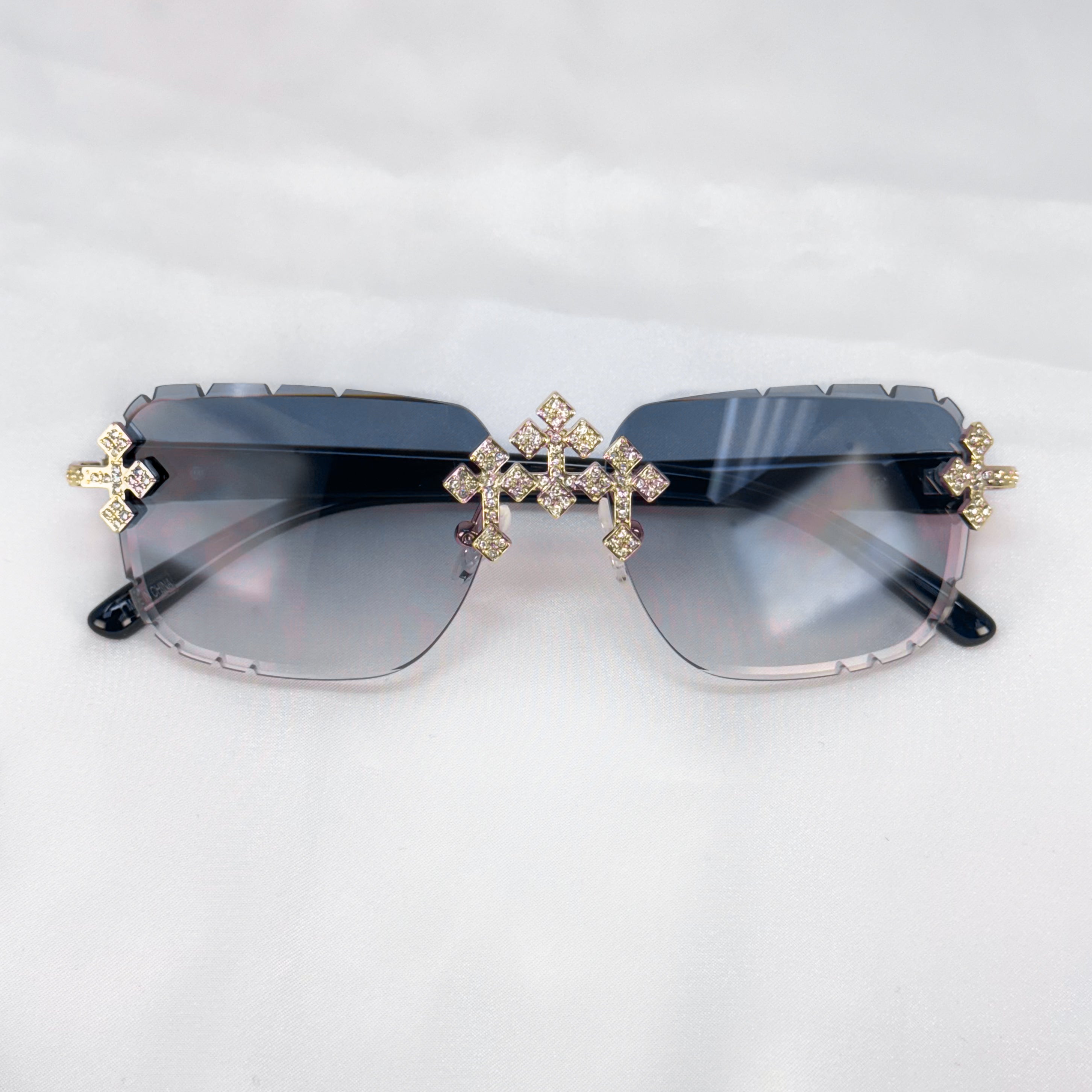 Triple Cross Iced-Out Sunglasses – Grey Statement Shades, Gold Bridge