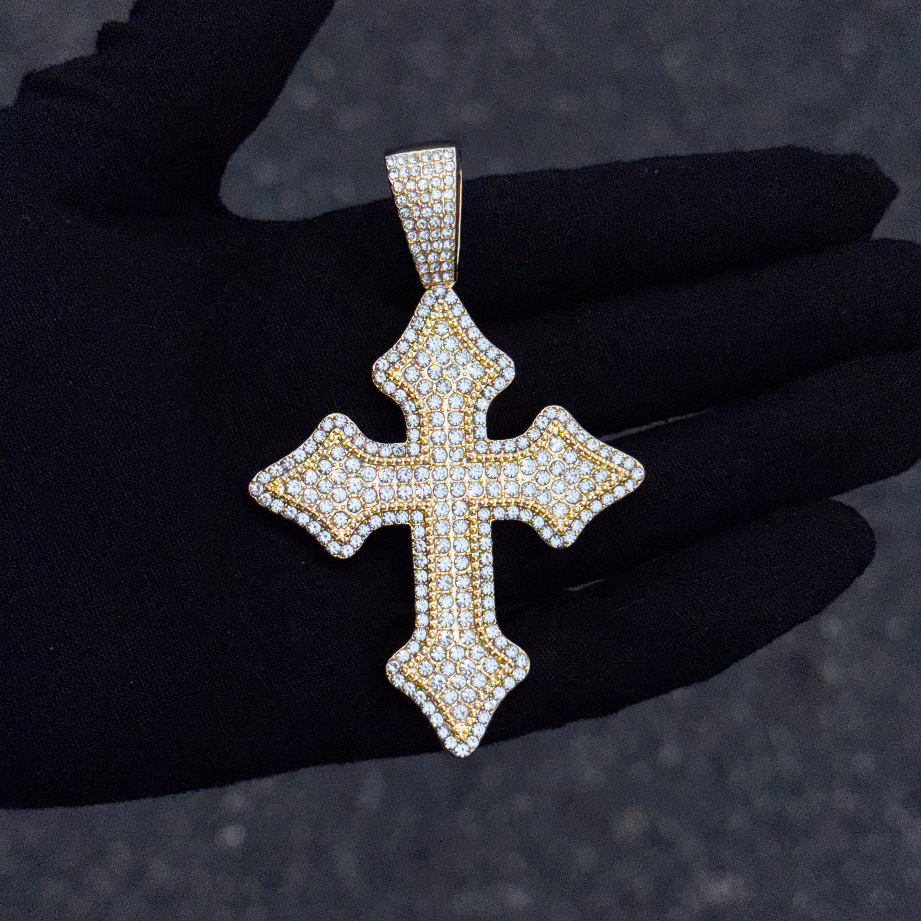 Men's Iced Out 55mm Cross Pendant with 5mm Rope Chain