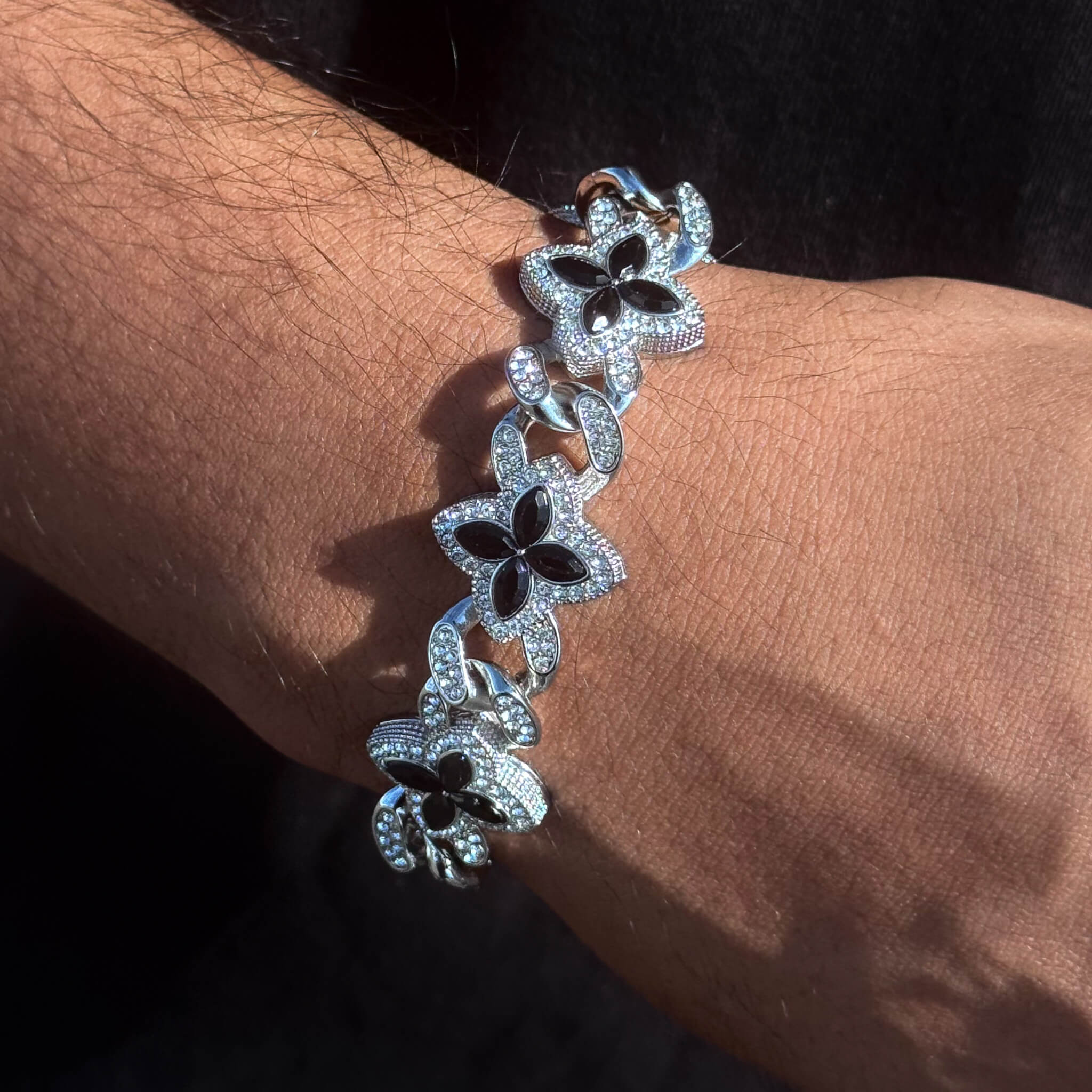 Men's 20mm Iced Out Clover Link Bracelet